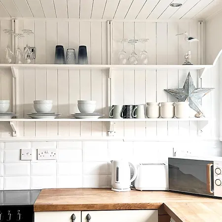 Cosy Cottage In Mersea - Walking Distance To Beach And Town West Mersea Exterior foto