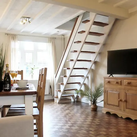 Cosy Cottage In Mersea - Walking Distance To Beach And Town West Mersea Exterior foto