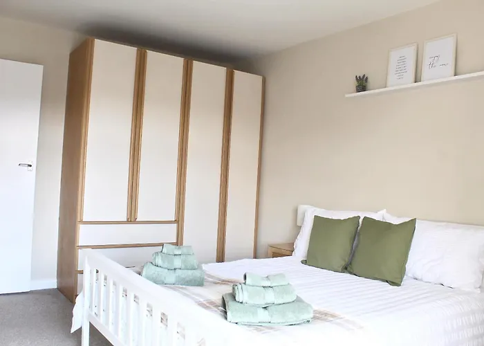 Cosy Cottage In Mersea - Walking Distance To Beach And Town